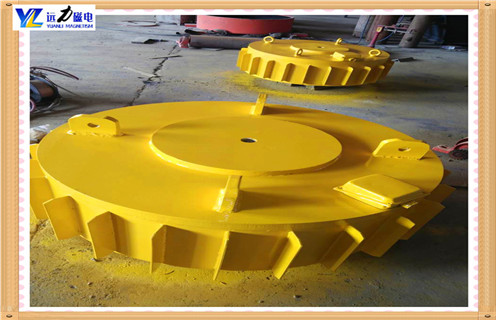 電磁除鐵器原理在鐵礦石選礦設(shè)備的生產(chǎn)中起著至關(guān)重要的作用! 電磁除鐵器原理在鐵礦石選礦設(shè)備的生產(chǎn)中起著至關(guān)重要的作用!