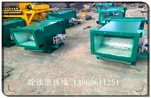 管道式粉料除鐵器，304全拋光管道式粉料除鐵器_構(gòu)造結(jié)構(gòu)圖_遠力304全拋光管道式粉料除鐵器12000高斯 可定制工作原理_安裝示意圖 