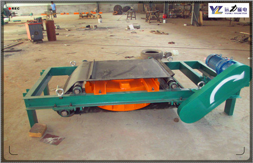 帶式電磁除鐵器，福建帶式電磁除鐵器_帶式強(qiáng)磁福建帶式電磁除鐵器工作原理構(gòu)造選型_廠家