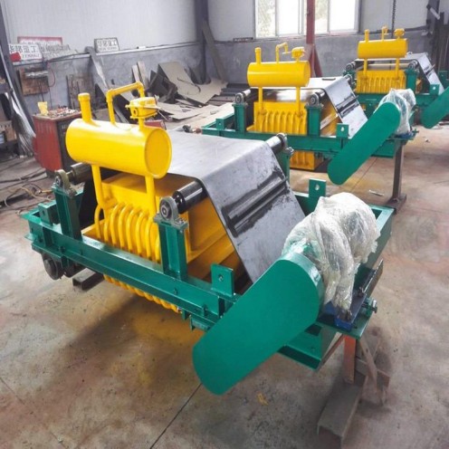 油冷電磁除鐵器，吉林油冷式電磁除鐵器結(jié)構(gòu)_吉林油冷式電磁除鐵器結(jié)構(gòu)參數(shù)工作原理_價(jià)格