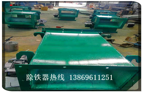 管道式漿料除鐵器，江西管道式漿料除鐵器_江西管道式漿料除鐵器使用內(nèi)部構(gòu)造水泥造紙廠_管道除鐵器圖片