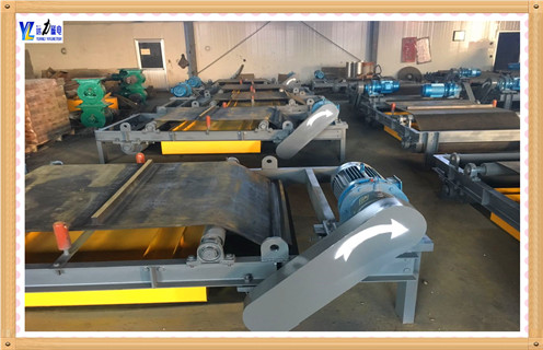 　隨著礦山機(jī)械設(shè)備市場(chǎng)的需求,推動(dòng)了輸送帶自動(dòng)除鐵器行業(yè)的新的局面.由于市場(chǎng)競(jìng)爭(zhēng)的加劇,人們都在更新改進(jìn)除鐵設(shè)備,使之性能更優(yōu)越,結(jié)構(gòu)更合理,操作起來(lái)更簡(jiǎn)便.濰坊遠(yuǎn)力磁電作為山東地區(qū)礦山機(jī)械的帶路人,毫不動(dòng)搖的創(chuàng)新產(chǎn)品技術(shù),提升產(chǎn)品市場(chǎng)內(nèi)涵與價(jià)值. 　　濰坊遠(yuǎn)力磁電輸送帶自動(dòng)除鐵器,采用超強(qiáng)稀土永磁釹鐵硼作為磁源,磁笥能穩(wěn)定,磁路設(shè)計(jì)獨(dú)特,此輸送帶自動(dòng)除鐵器磁力強(qiáng),磁場(chǎng)梯度高,吸力遠(yuǎn)大于國(guó)標(biāo)輸送帶自動(dòng)除鐵器;具有自動(dòng)糾偏功能的腰鼓形滾筒,全密封鑄鋼軸承座,保證輸送帶自動(dòng)除鐵器在各種惡劣環(huán)境下長(zhǎng)期無(wú)故障工作.其廣泛應(yīng)用于煤礦.碼頭.火力發(fā)電.水泥.建材等行業(yè).